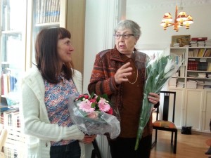 Newly elected NKF President Margunn Bjørnholt with outgoing President Torild Skard